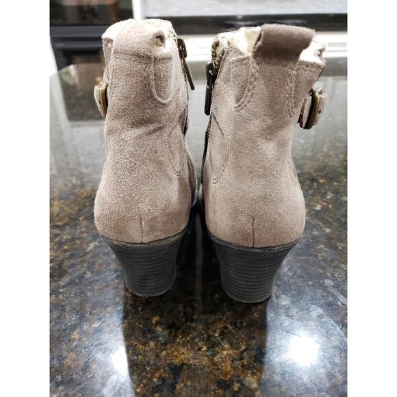 Lucky Brand Mantova Ankle Boots Womens 8M Beige Round Toe Block Heel Side Zipper - Picture 7 of 10